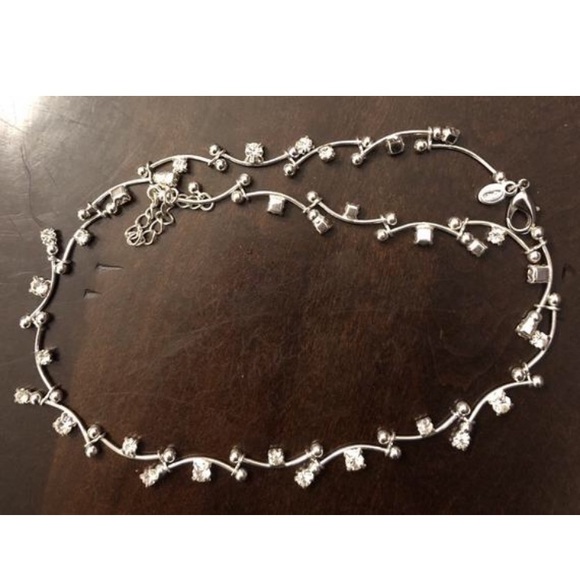 Vintage 1980s MONET Rhinestone Silvertone Necklace - Picture 4 of 5